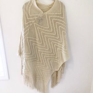 NWT bebe Cream Fringe Poncho